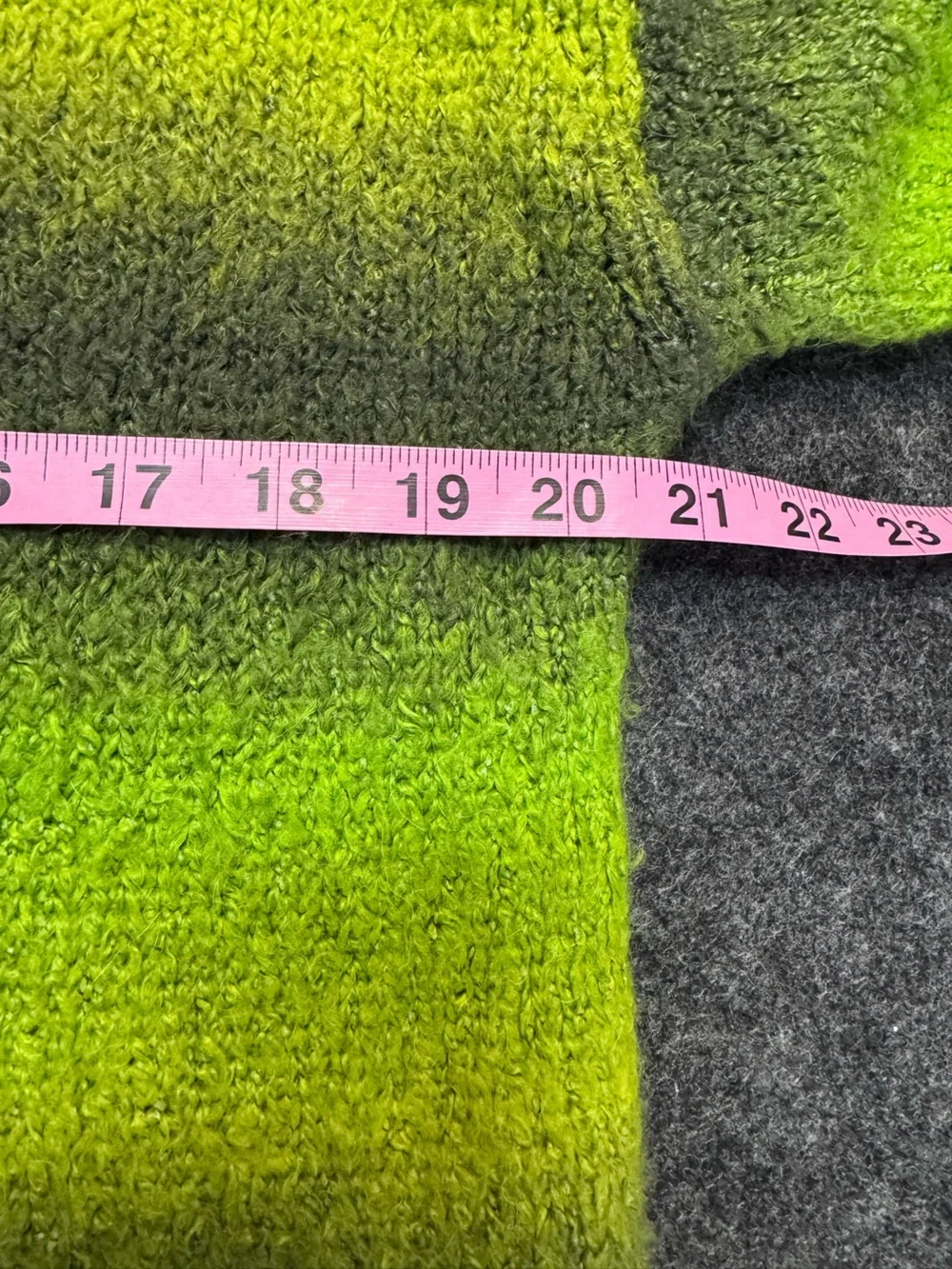 Carbon38 ombre crew